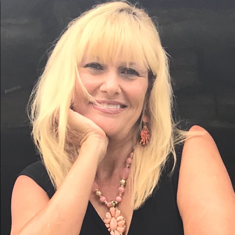 Meet your Posher, Theresa